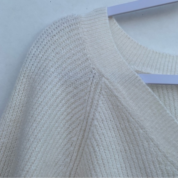 Old Navy Women’s Long Sleeve Sweater Cable Knit V Neck Size XL - Picture 5 of 14